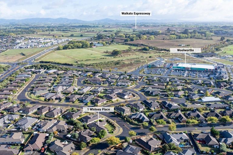 Photo of property in 1 Whitney Place, Rototuna North, Hamilton, 3210