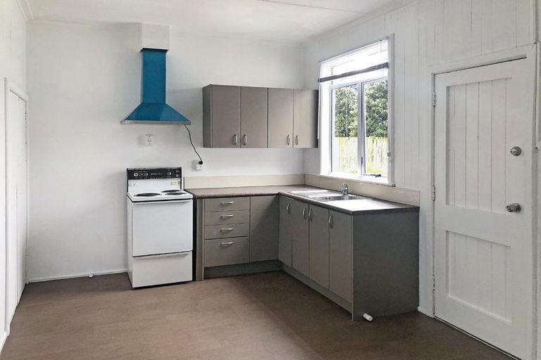 Photo of property in 5 Gilmour Street, Gonville, Wanganui, 4501