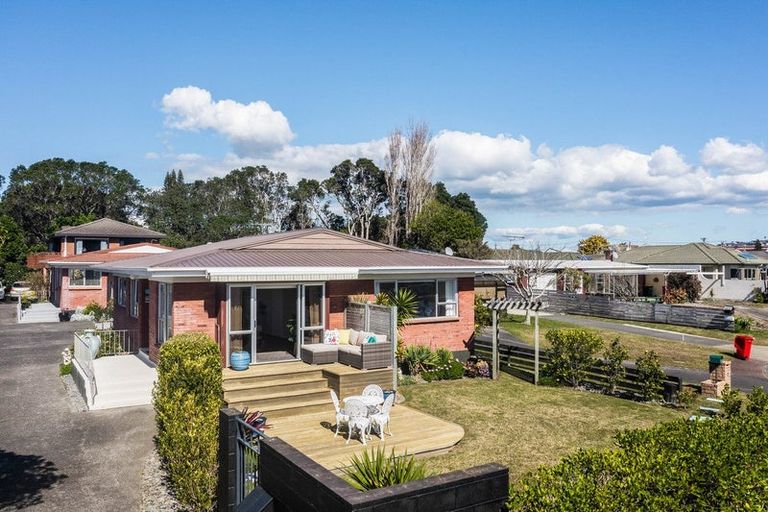 Photo of property in 1/6 Manuka Street, Orewa, 0931