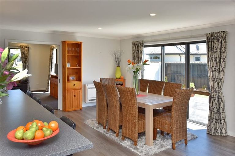 Photo of property in 63 Willowside Place, Amberley, 7410