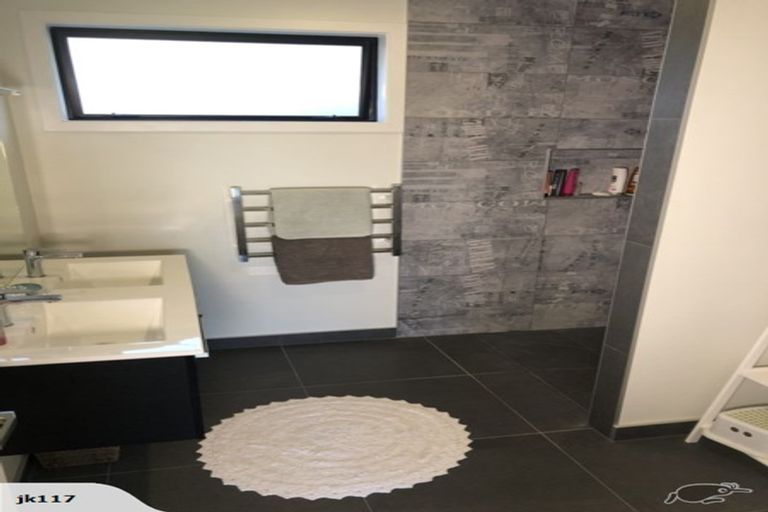 Photo of property in 2b Kaniera Terrace, Cambridge, 3434