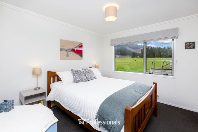 Photo of property in 112 Parkes Line Road, Maymorn, Upper Hutt, 5018