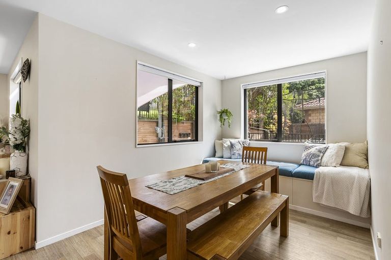 Photo of property in 112 Grand Drive, Orewa, 0931