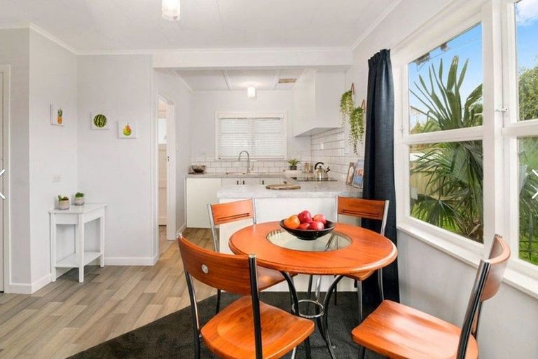 Photo of property in 6 Wharenui Road, Owhata, Rotorua, 3010