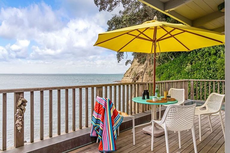 Photo of property in 5/4 Arkles Strand, Arkles Bay, Whangaparaoa, 0932