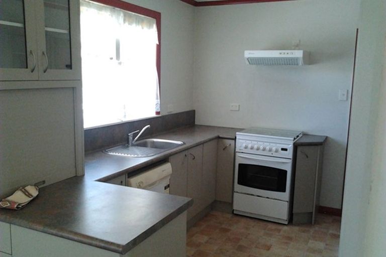 Photo of property in 15 Lancaster Street, Highbury, Palmerston North, 4412