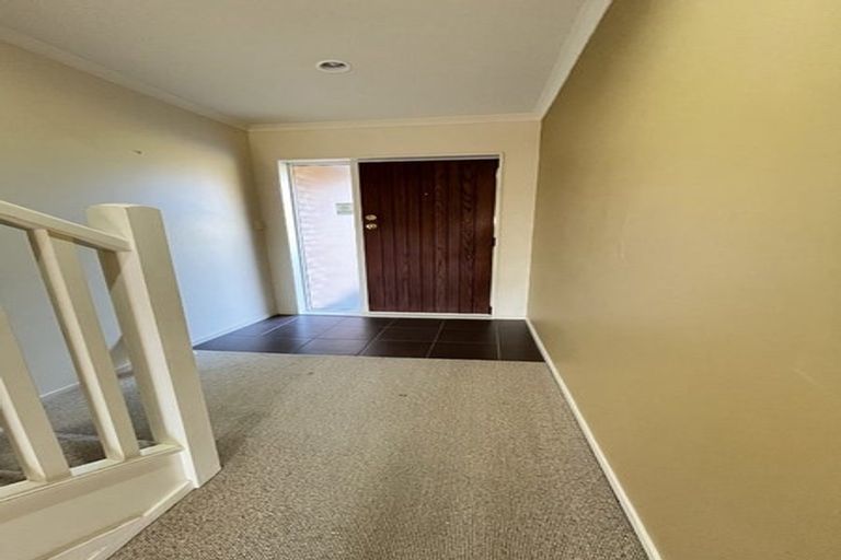 Photo of property in 4 Lime Crescent, Papakura, 2110