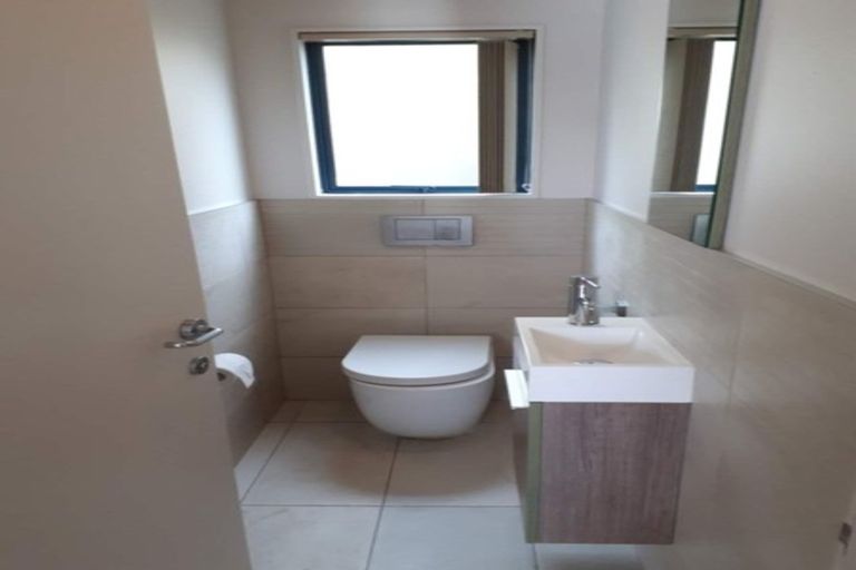 Photo of property in 2 Rimu Rise, Albany, Auckland, 0632