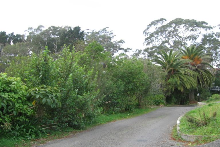 Photo of property in 65 Atawhai Road, Fitzherbert, Palmerston North, 4410