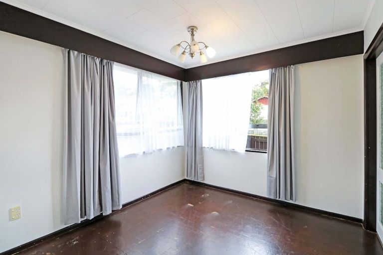 Photo of property in 239 Major Drive, Kelson, Lower Hutt, 5010