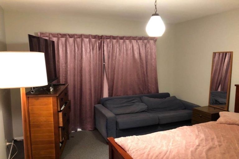 Photo of property in 1/49b Withells Road, Avonhead, Christchurch, 8042