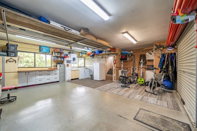 Photo of property in 4 Gainsborough Grove, Belmont, Lower Hutt, 5010