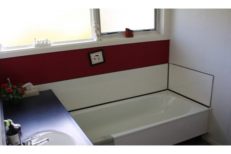 Photo of property in 38 Vale Road, Riverside, Whangarei, 0112