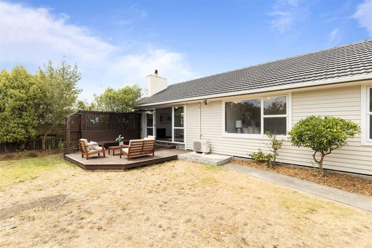Photo of property in 25 Endeavour Street, North New Brighton, Christchurch, 8083
