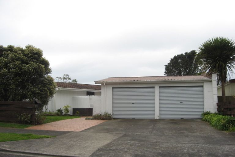 Photo of property in 5 Prudence Place, Oakura, 4314