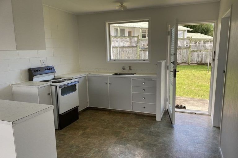 Photo of property in 2b Slade Street, Greerton, Tauranga, 3112