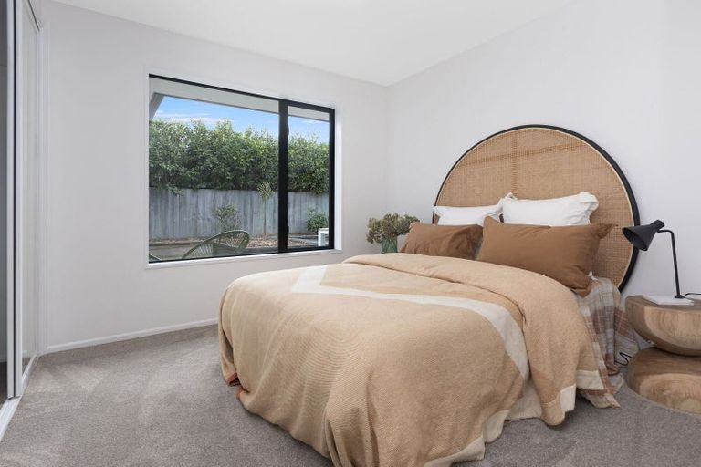 Photo of property in 21 Kingsbridge Drive, Burwood, Christchurch, 8083