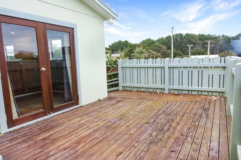 Photo of property in 35 Ruanui Street, Himatangi Beach, Foxton, 4891