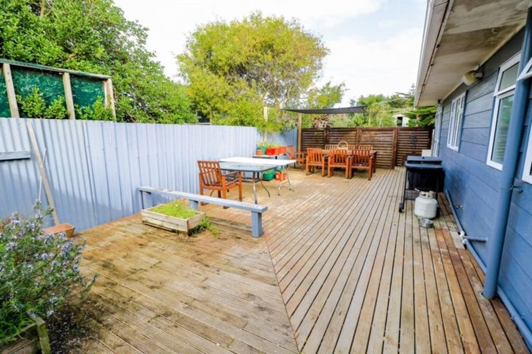 Photo of property in 19a Kauwhata Street, Himatangi Beach, Foxton, 4891