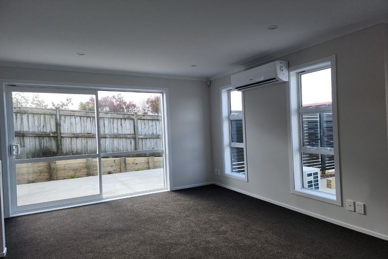 Photo of property in 40a Waiuta Street, Titahi Bay, Porirua, 5022