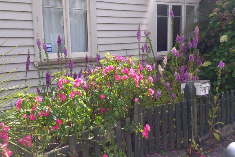 Photo of property in 1 Quentin Avenue, North Dunedin, Dunedin, 9016