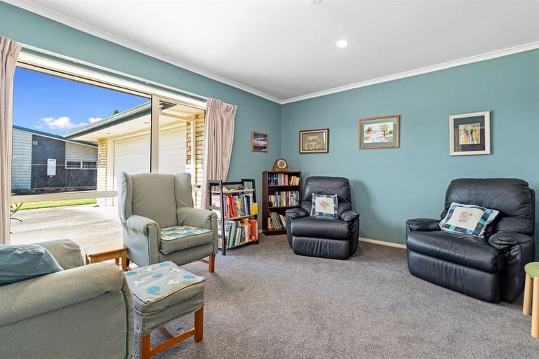 Photo of property in 17 Cedar Way, Morrinsville, 3300