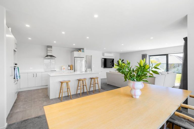 Photo of property in 16 Tawhai Crescent, Wharewaka, Taupo, 3330