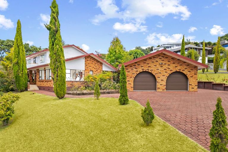 Photo of property in 163 Chelsea View Drive, Chatswood, Auckland, 0626