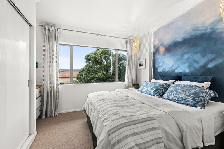 Photo of property in 1/7 The Esplanade, Westshore, Napier, 4110