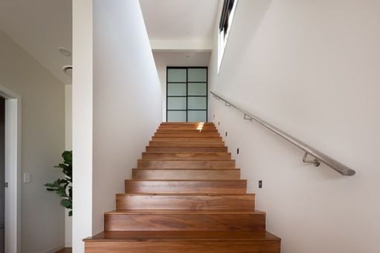 Photo of property in 94 Queens Road, Stepneyville, Nelson, 7010