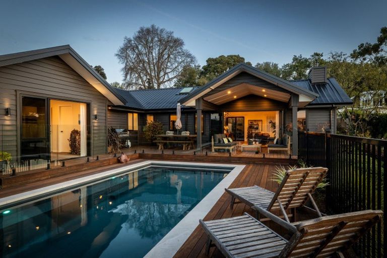 Photo of property in 68 Breadalbane Avenue, Havelock North, 4130