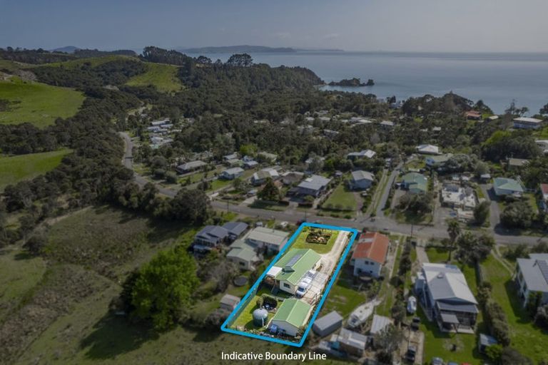 Photo of property in 92 Bays Road, Orere Point, Papakura, 2585