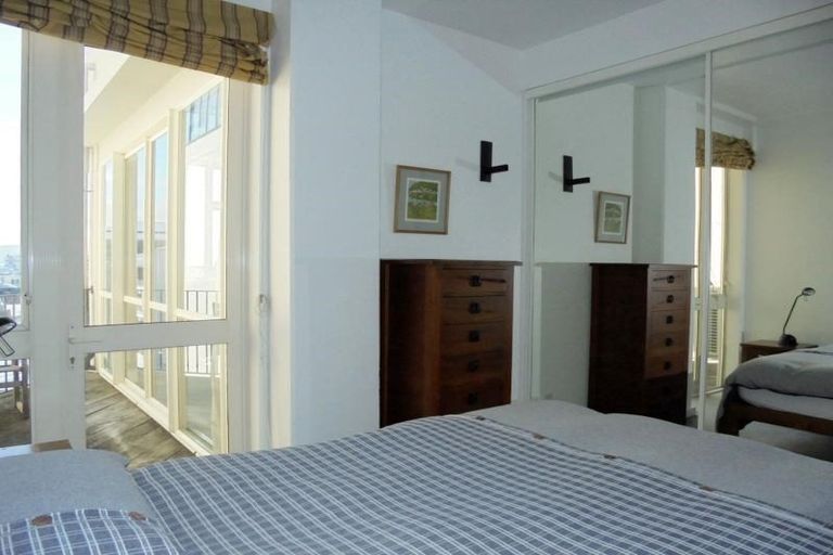 Photo of property in De Vere Apartments, 4/23 Tennyson Street, Te Aro, Wellington, 6011