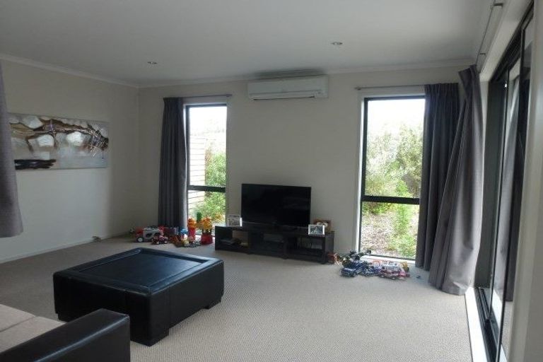 Photo of property in 52 Scoria Close, Pyes Pa, Tauranga, 3112