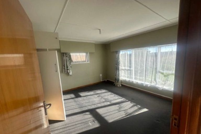 Photo of property in 87 Sandspit Road, Waiuku, 2123
