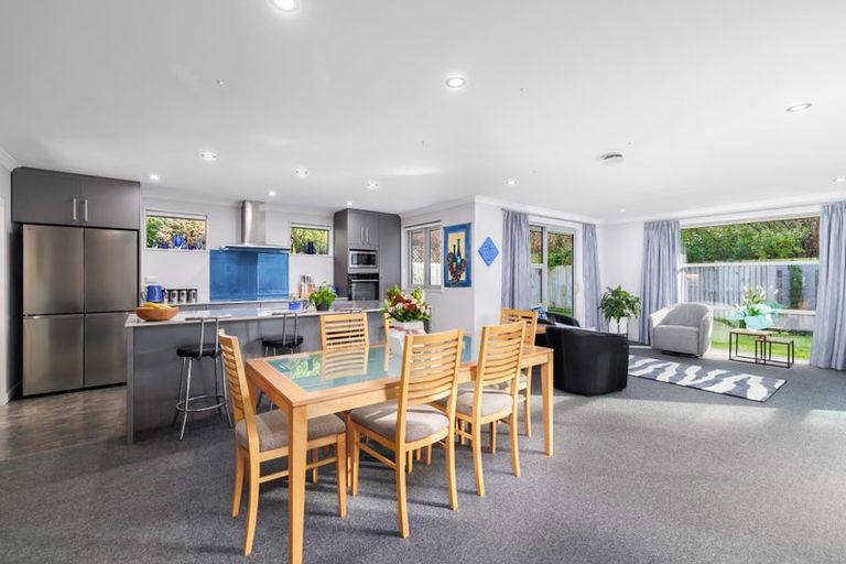 Photo of property in 33c Wilsons Road South, Saint Martins, Christchurch, 8022