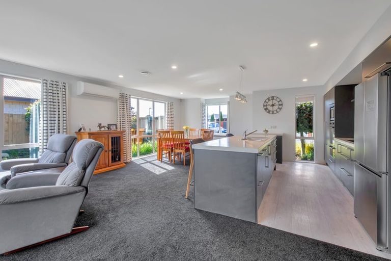 Photo of property in 4 Vasari Grange, Rolleston, 7614