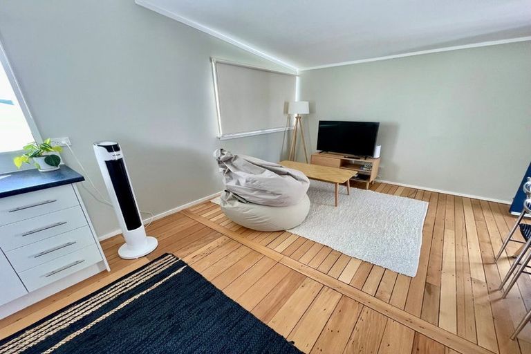 Photo of property in 16 Kawerau Avenue, Devonport, Auckland, 0624