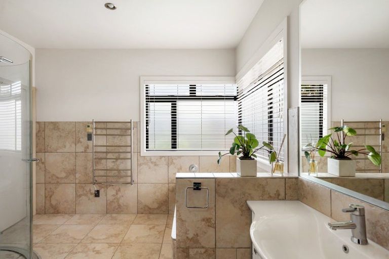 Photo of property in 58 Merlot Drive, Greenmeadows, Napier, 4112