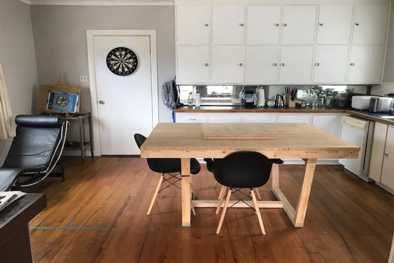 Photo of property in 2 Turenne Street, Inner Kaiti, Gisborne, 4010