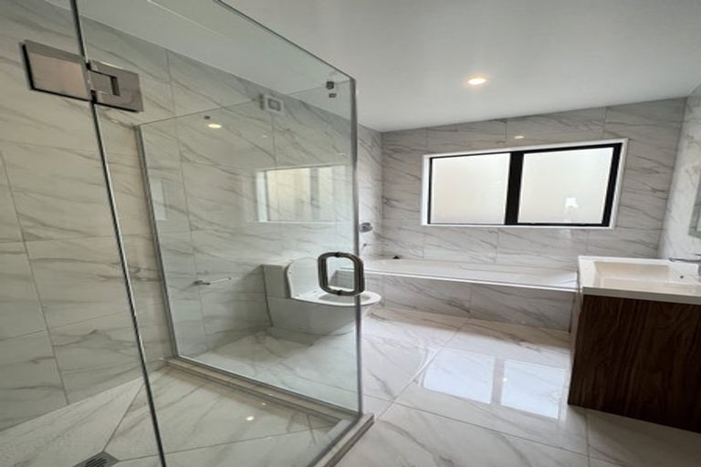 Photo of property in 3 Biokovo Street, Massey, Auckland, 0614