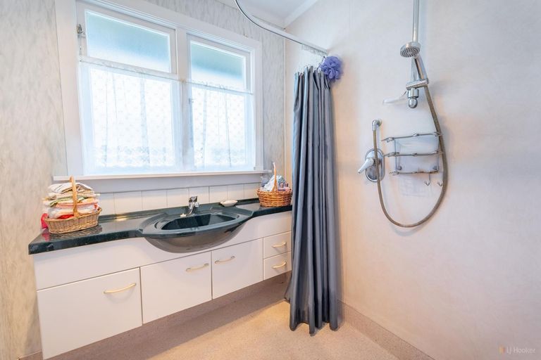Photo of property in 25 Hughes Street, Waimate, 7924