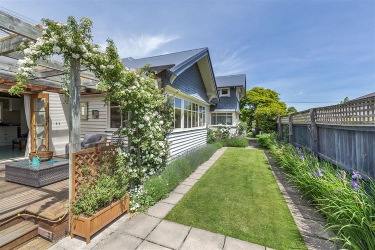 Photo of property in 44 Hamilton Avenue, Ilam, Christchurch, 8041