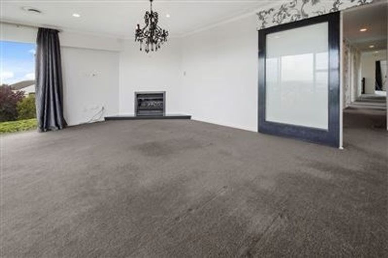 Photo of property in 13 Katui Street, Castor Bay, Auckland, 0620