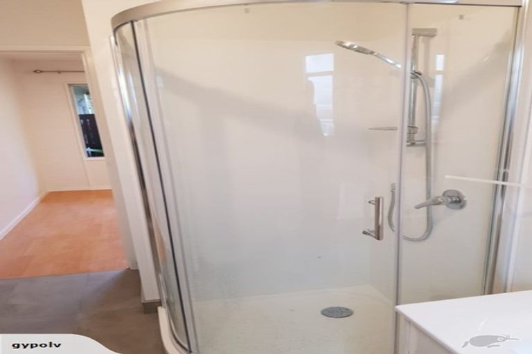 Photo of property in 1/72l Kitchener Road, Milford, Auckland, 0620