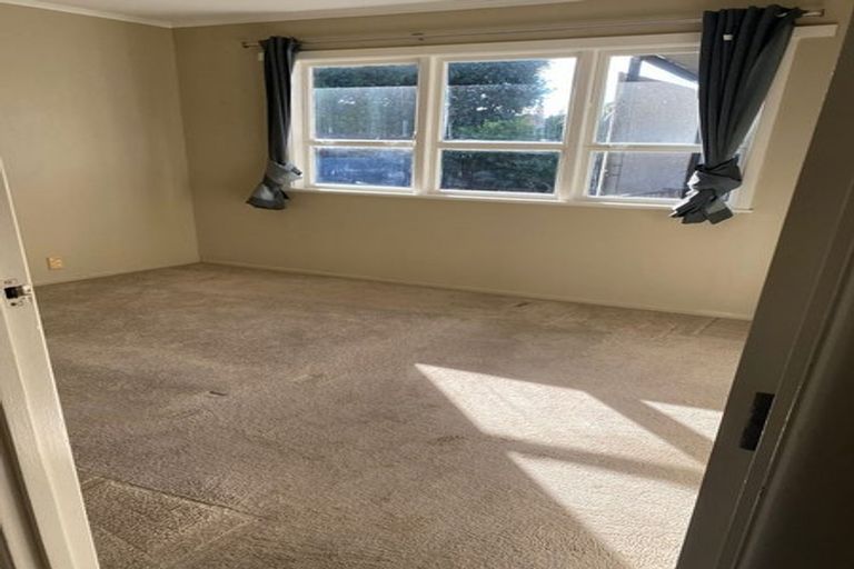Photo of property in 9 Andrew Road, Howick, Auckland, 2010