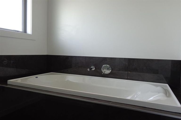 Photo of property in 58 Park Lane, Rolleston, 7614