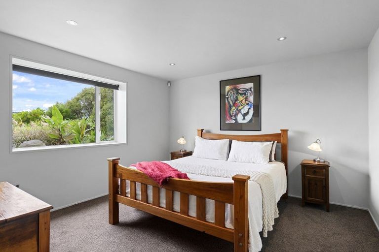 Photo of property in 36 Saint Andrews Hill Road, Mount Pleasant, Christchurch, 8081