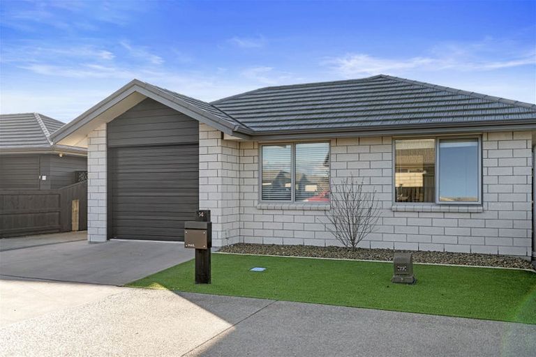 Photo of property in 14 Arrow Close, Papamoa, 3118