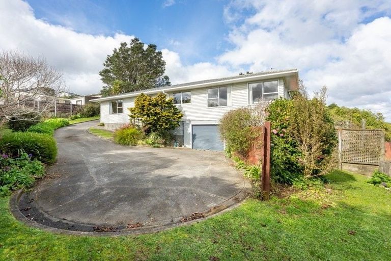 Photo of property in 53 Waipounamu Drive, Kelson, Lower Hutt, 5010